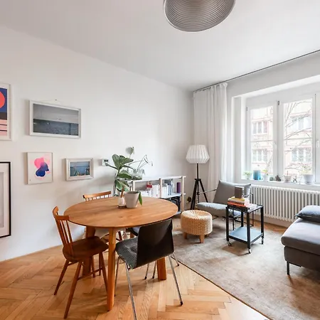 Διαμέρισμα Gallery Design Apartment In Trendy Holesovice Area Πράγα